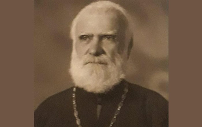 Ο Πρωθιερέας Νικόλαος Παπαδόπουλος από το Δεσινό Αχαΐας που διέσωσε την ιστορία των χωριών των Καλαβρύτων